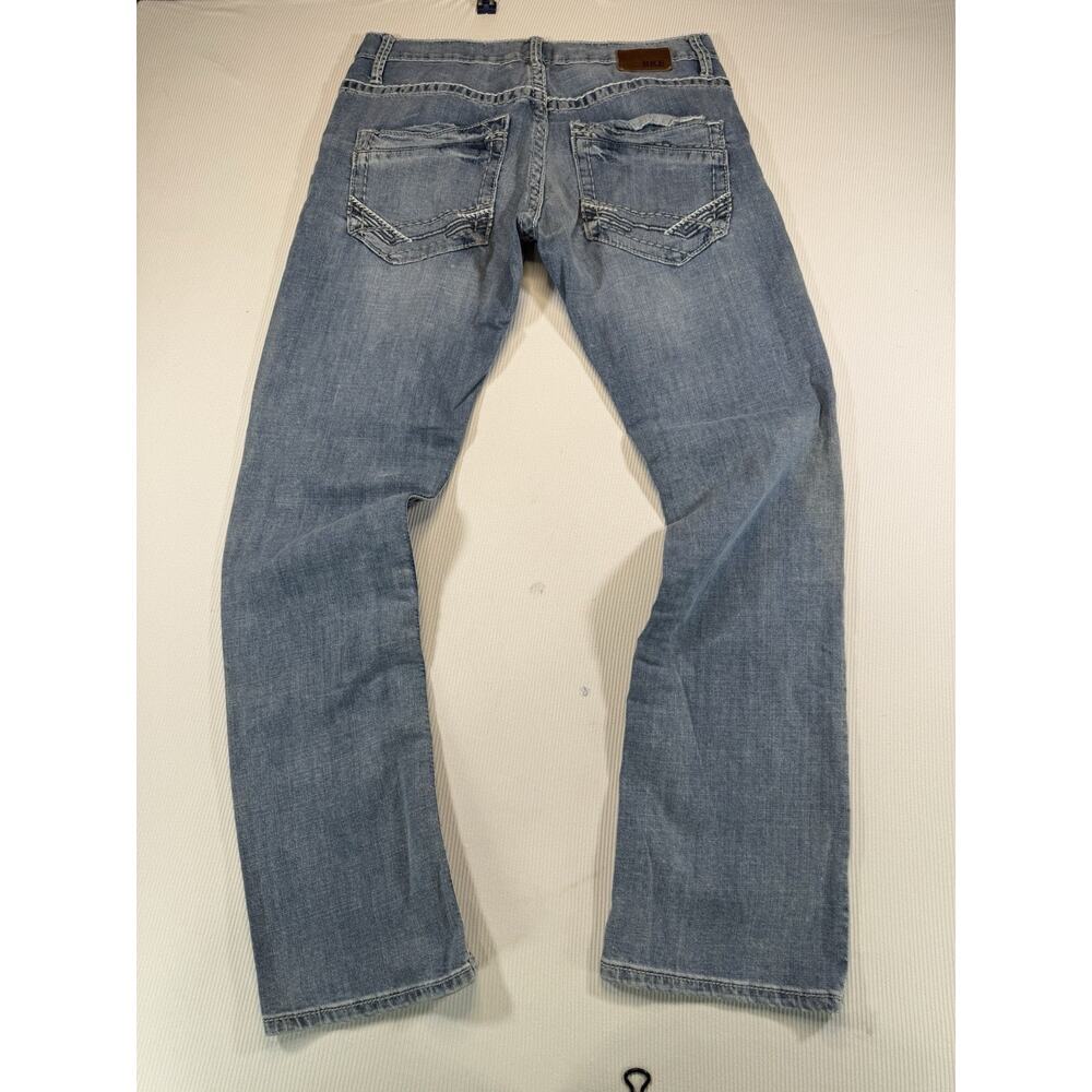 BKE Carter Straight Jeans Mens 31R Blue Stretch Denim Buckle Distressed - Picture 3 of 10